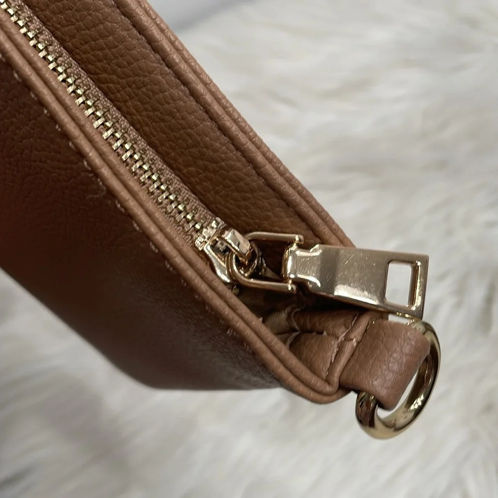 G.H BASS & CO Bag - Picture 12 of 14